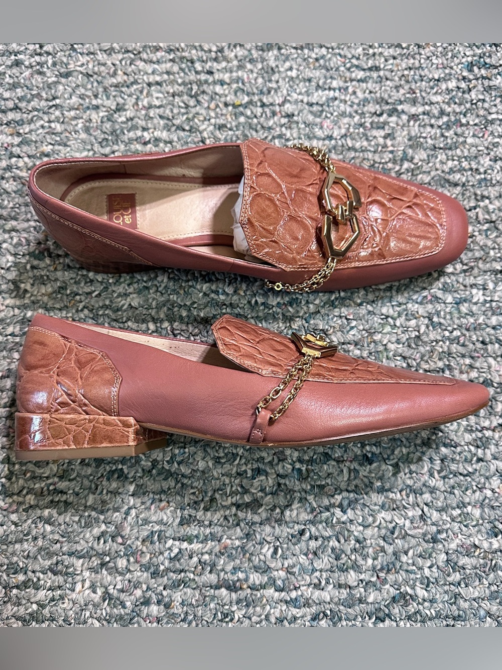 Louis et Cie Pink Leather Loafers Blush Rose Pink Crocodile Gold Chain Accent
